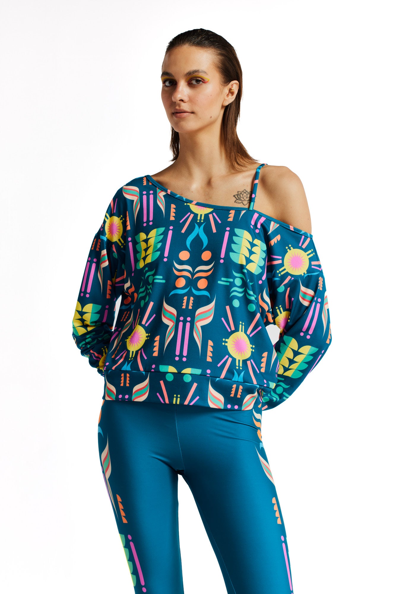 Blusa Fluo Asimétrica
