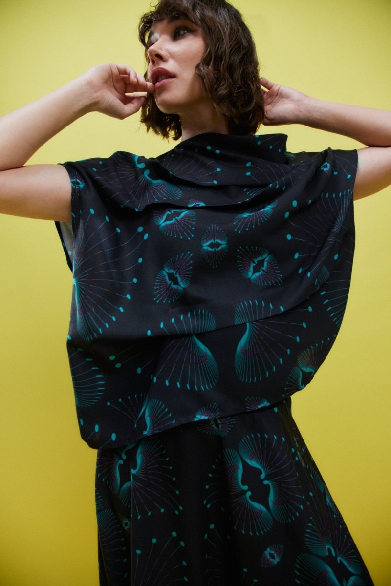 Overlaps Smoczyce Blouse