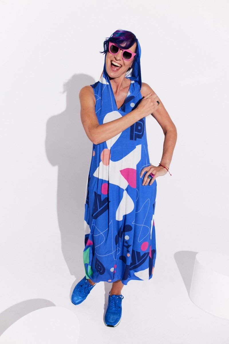 Robe à capuche bleue
