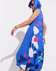 Robe à capuche bleue