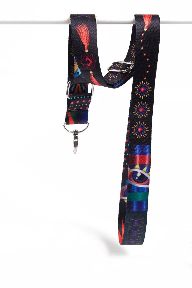Heart phone lanyard